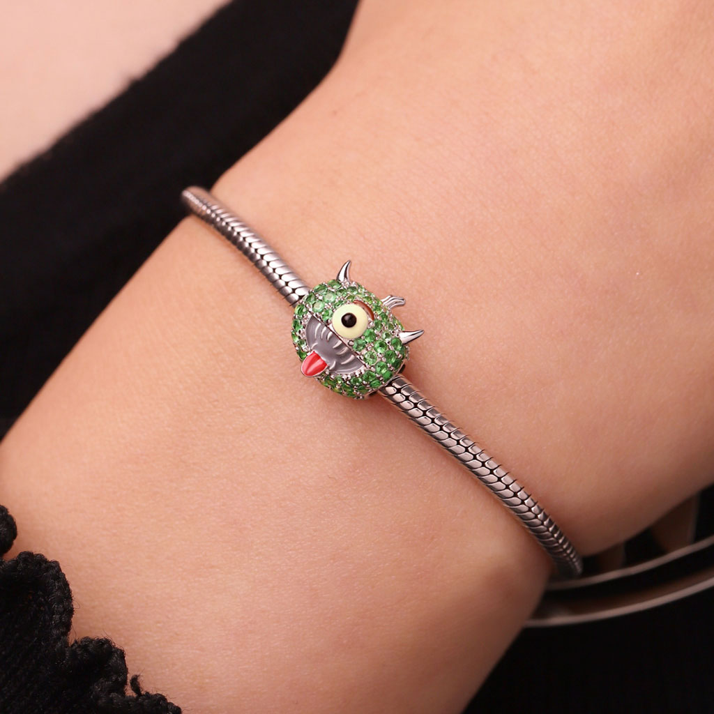 One-Eyed Monster Pumpkin Charm image number 4