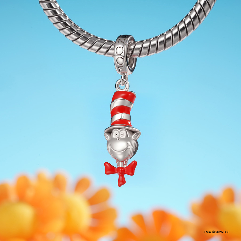The Cat in the Hat Pendant image number 2