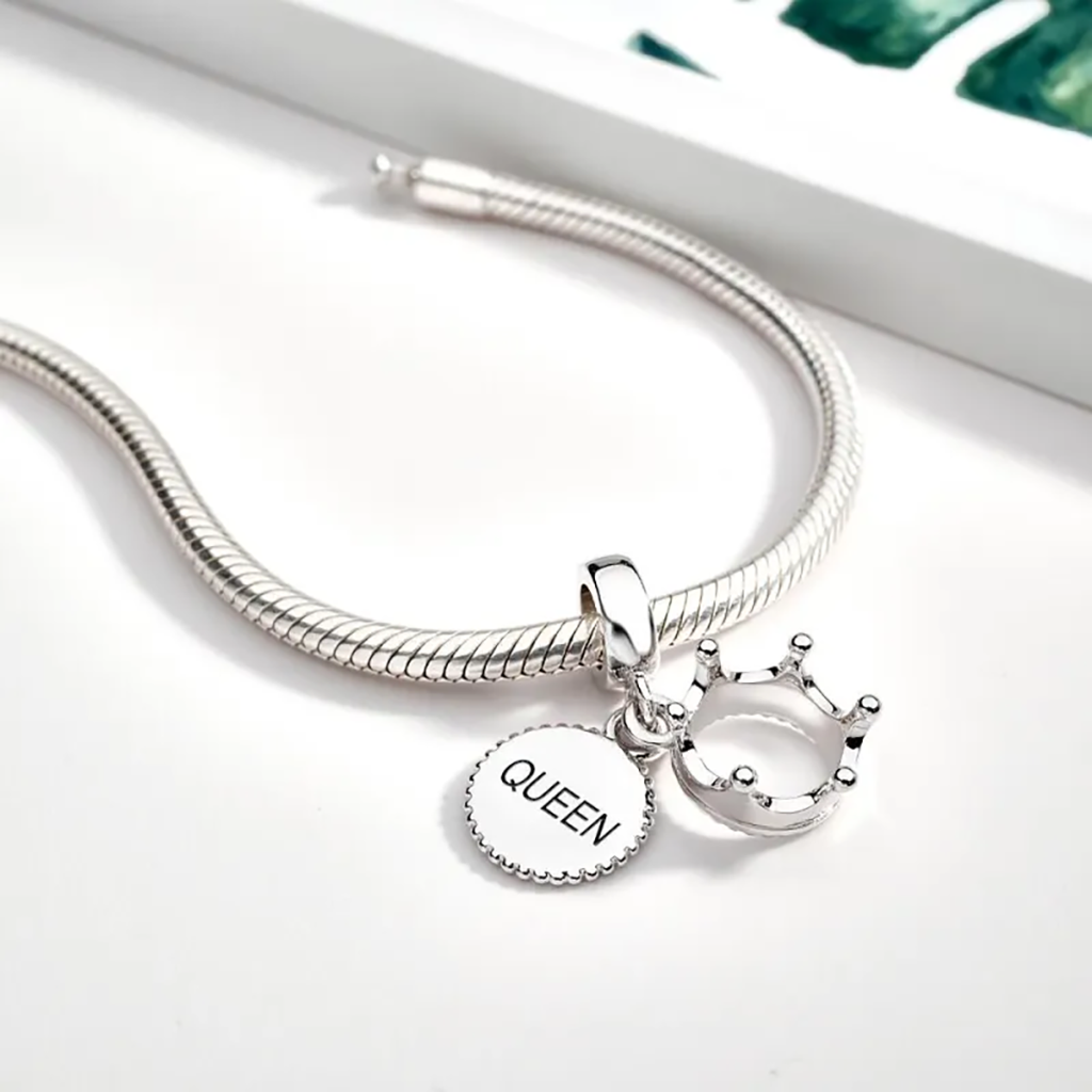 Queen & Regal Crown Pendant image number 2