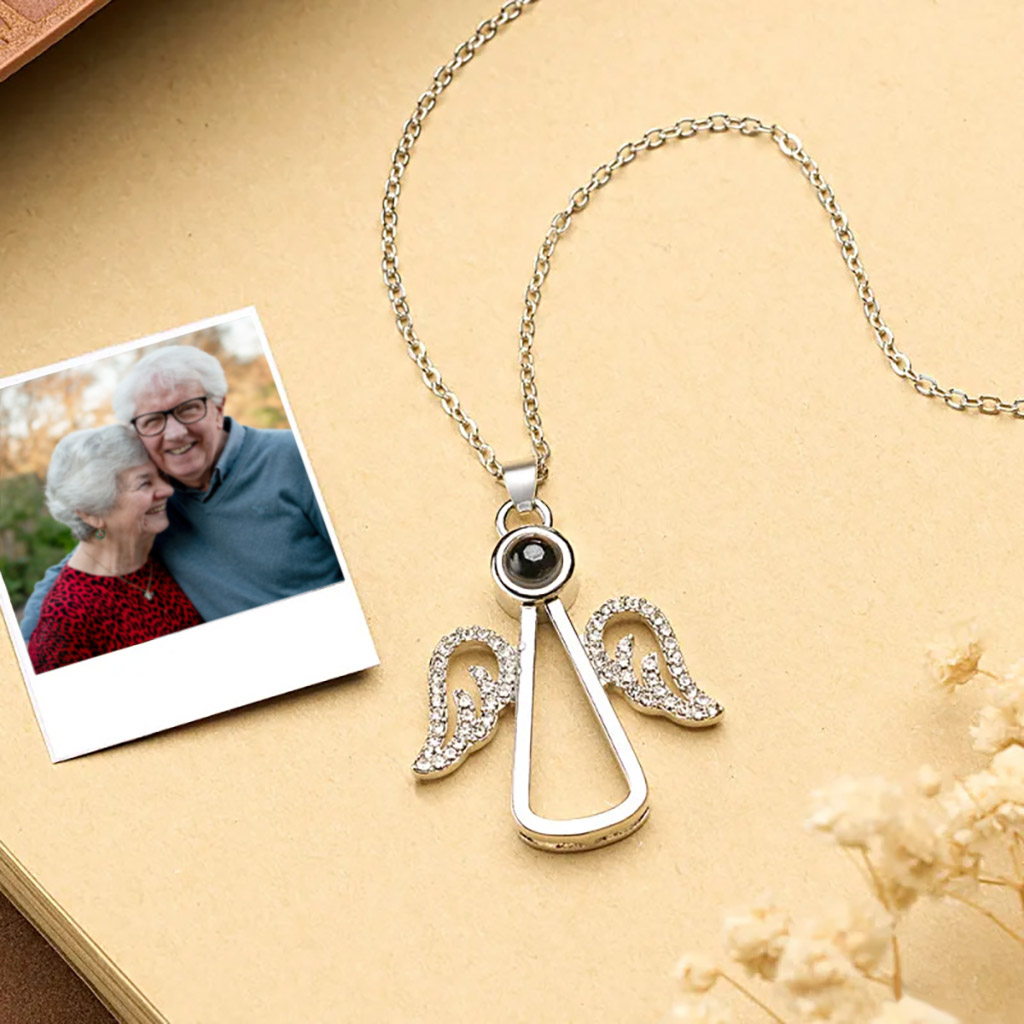 Projection Angel Necklace image number 2