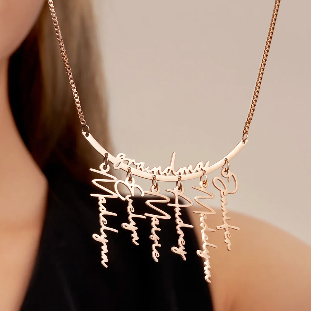 Family Names Necklace image number 3
