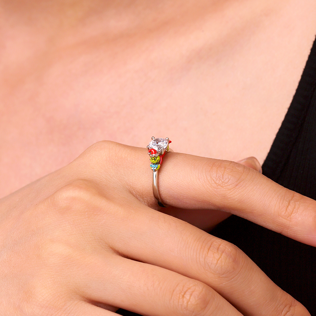 Grinch Hug Ring image number 5