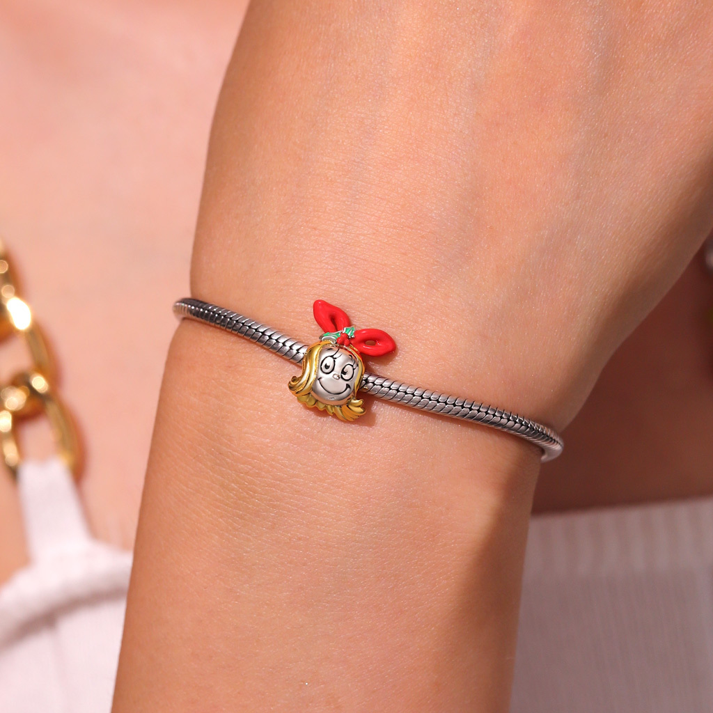 Cindy-Lou Charm image number 4