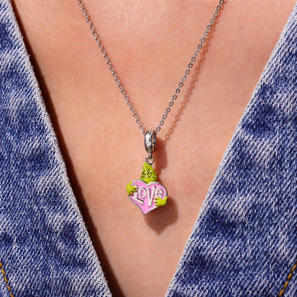 Grinch Love Pendant image number 4