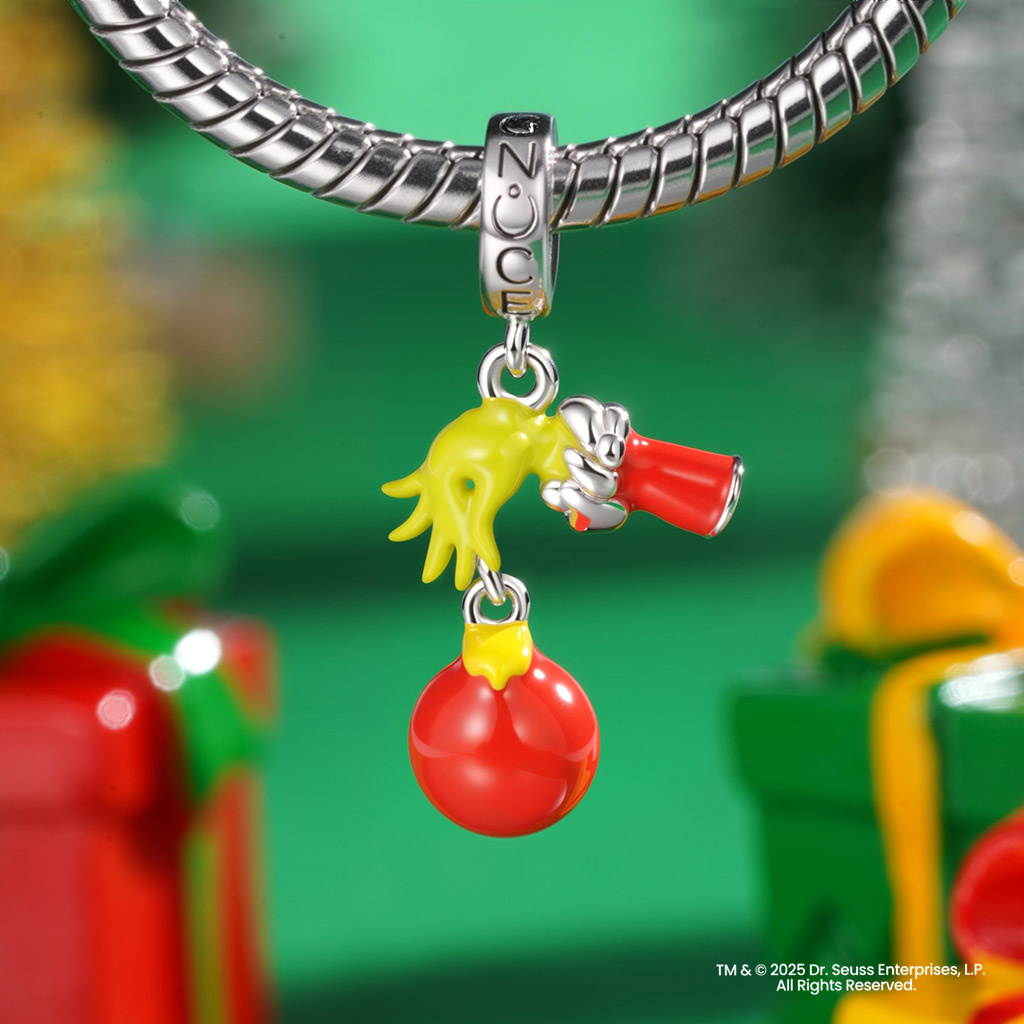 Christmas Ball Pendant image number 2