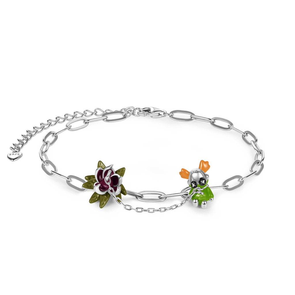 Carnivorous Alone Doll Bracelet image number 0