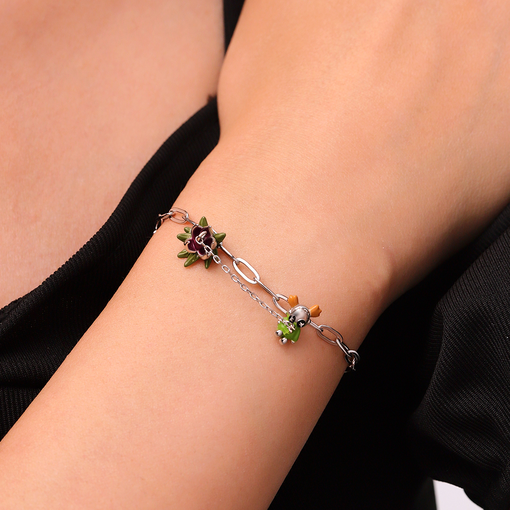 Carnivorous Alone Doll Bracelet image number 4