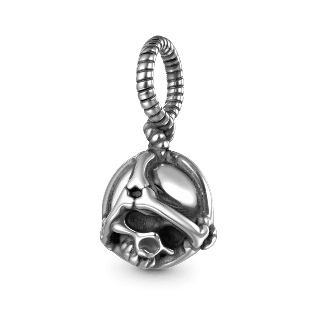 Vintage Skull Pendant image number 0