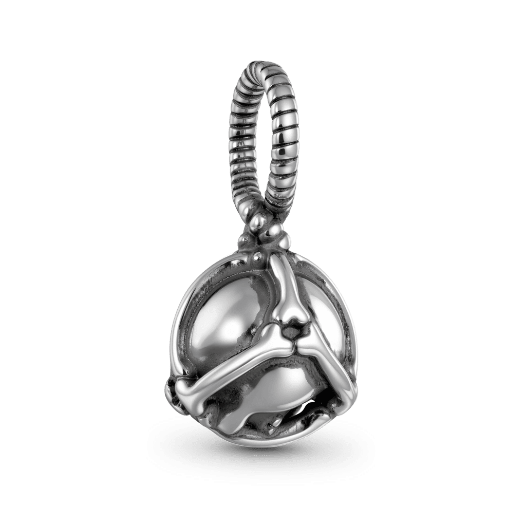 Vintage Skull Pendant image number 4