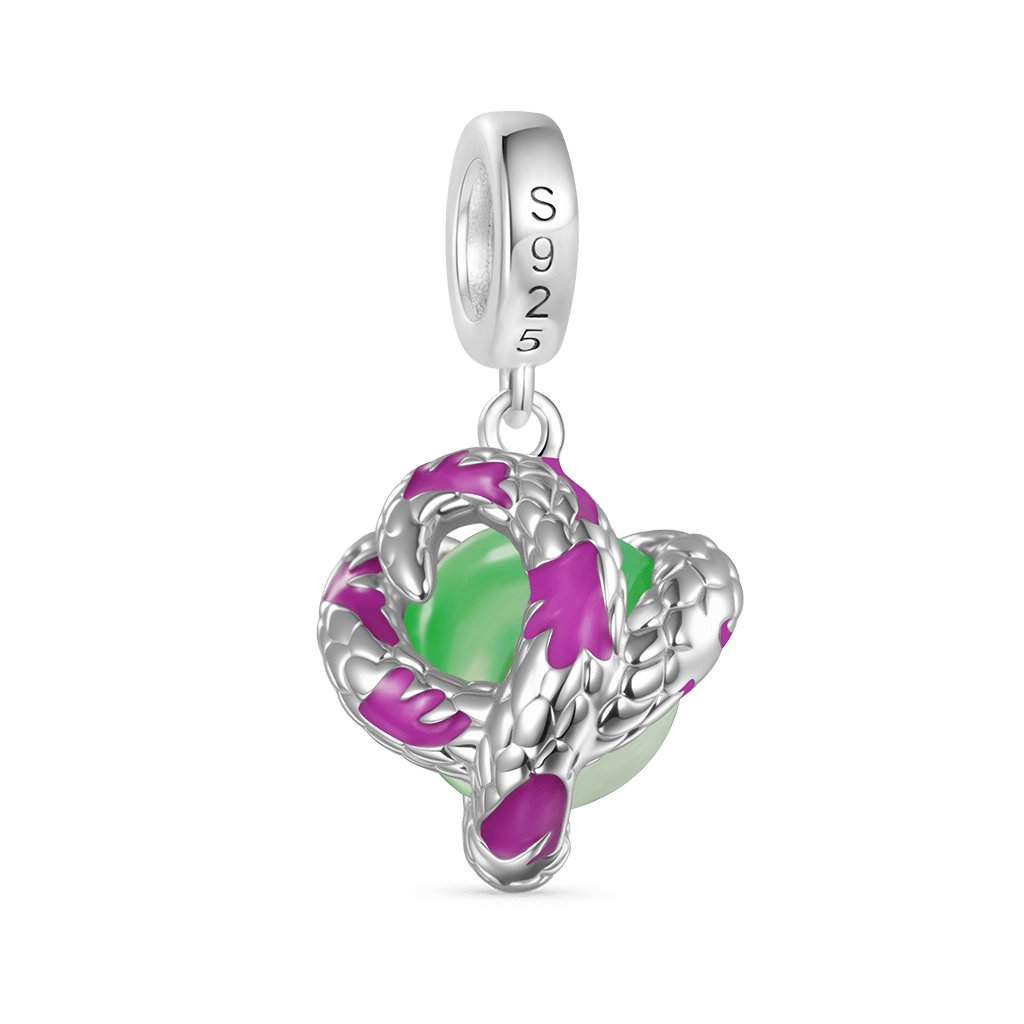 Snake Embrace Jade Pendant image number 4