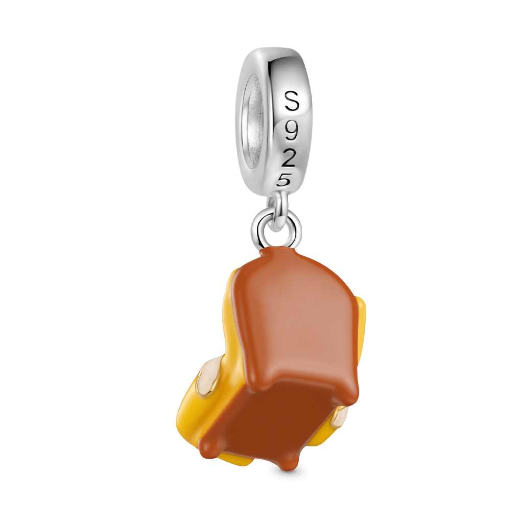 Little Risky Pendant image number 4