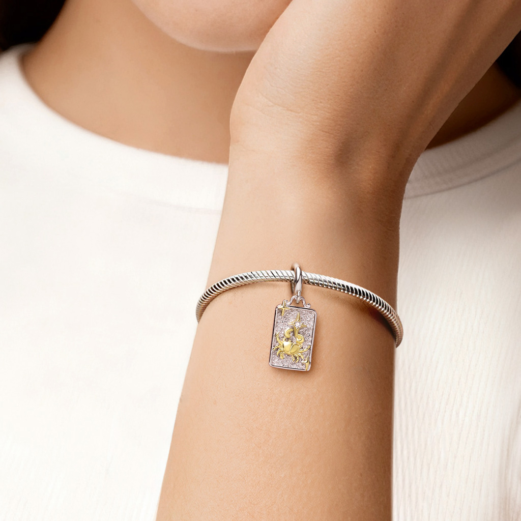 Constellation Cancer Pendant image number 1