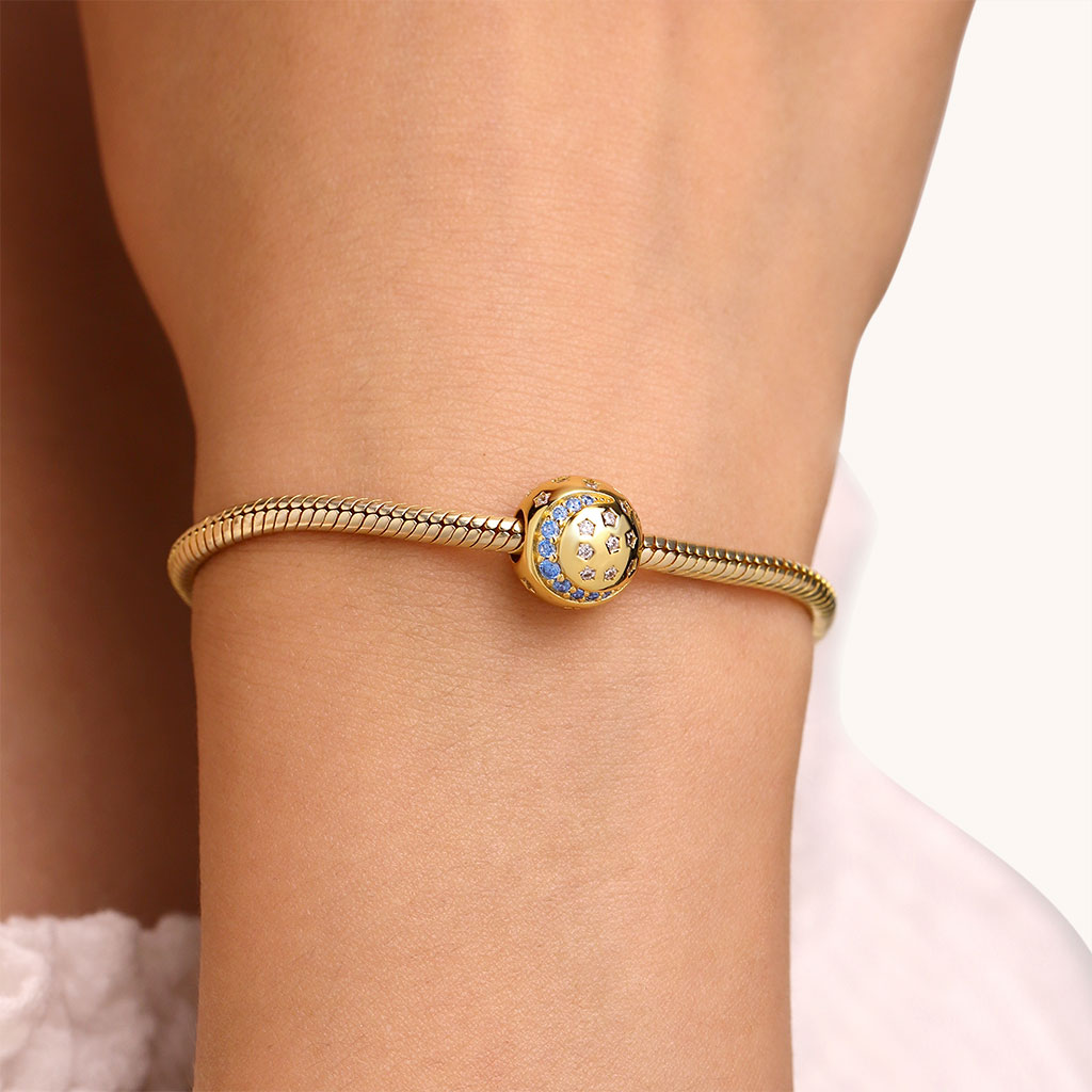 Starry Moon Star Charm image number 1