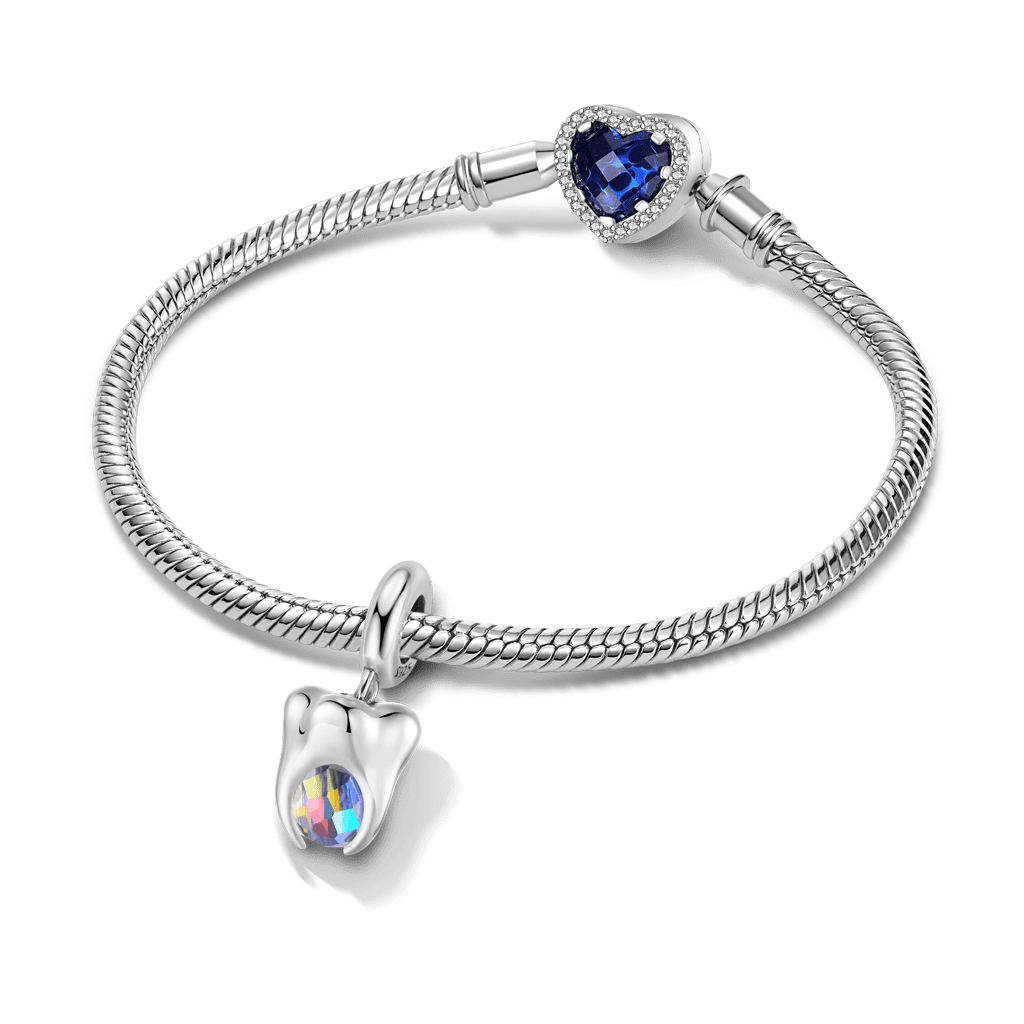 Tooth Pendant image number 2