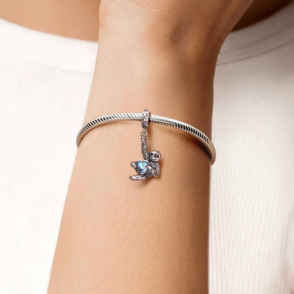 Sloth Moonstone Pendant image number 1