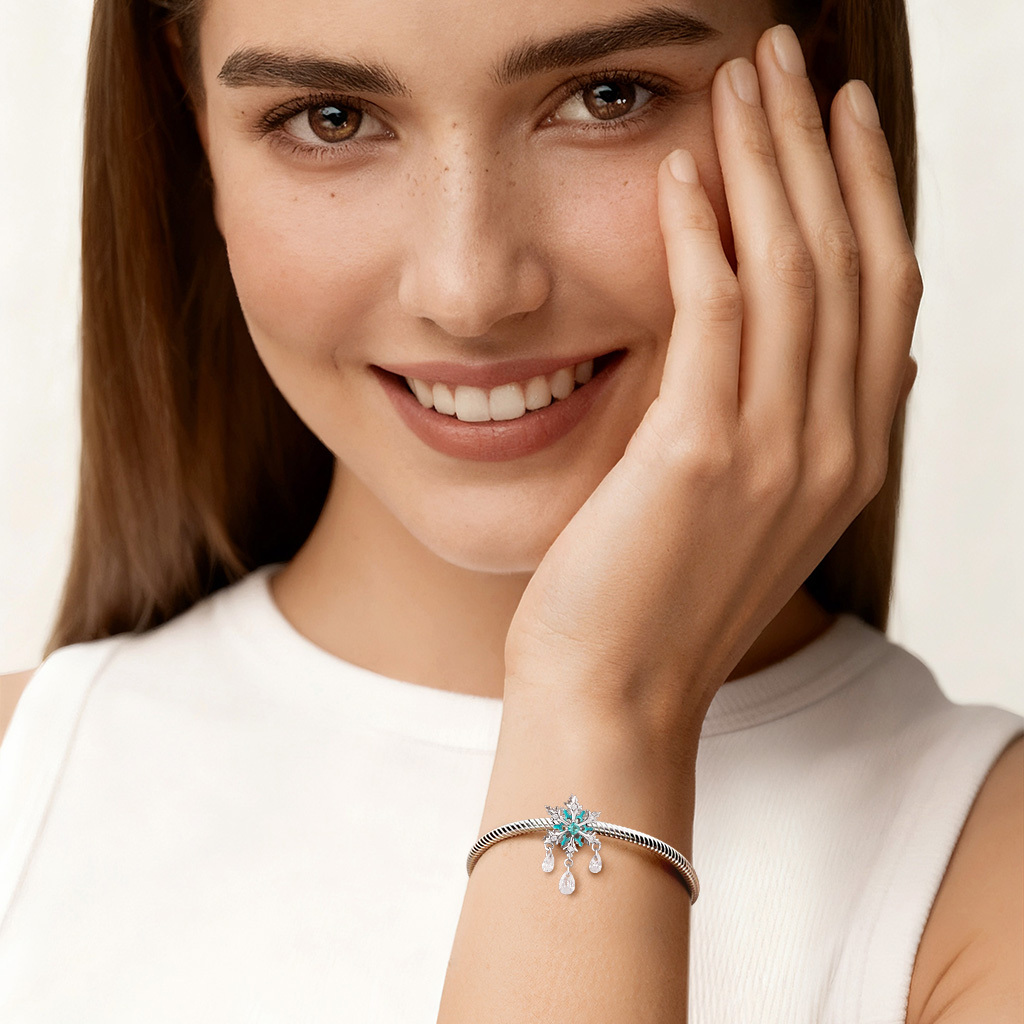 Blue Snowflakes Charm image number 3