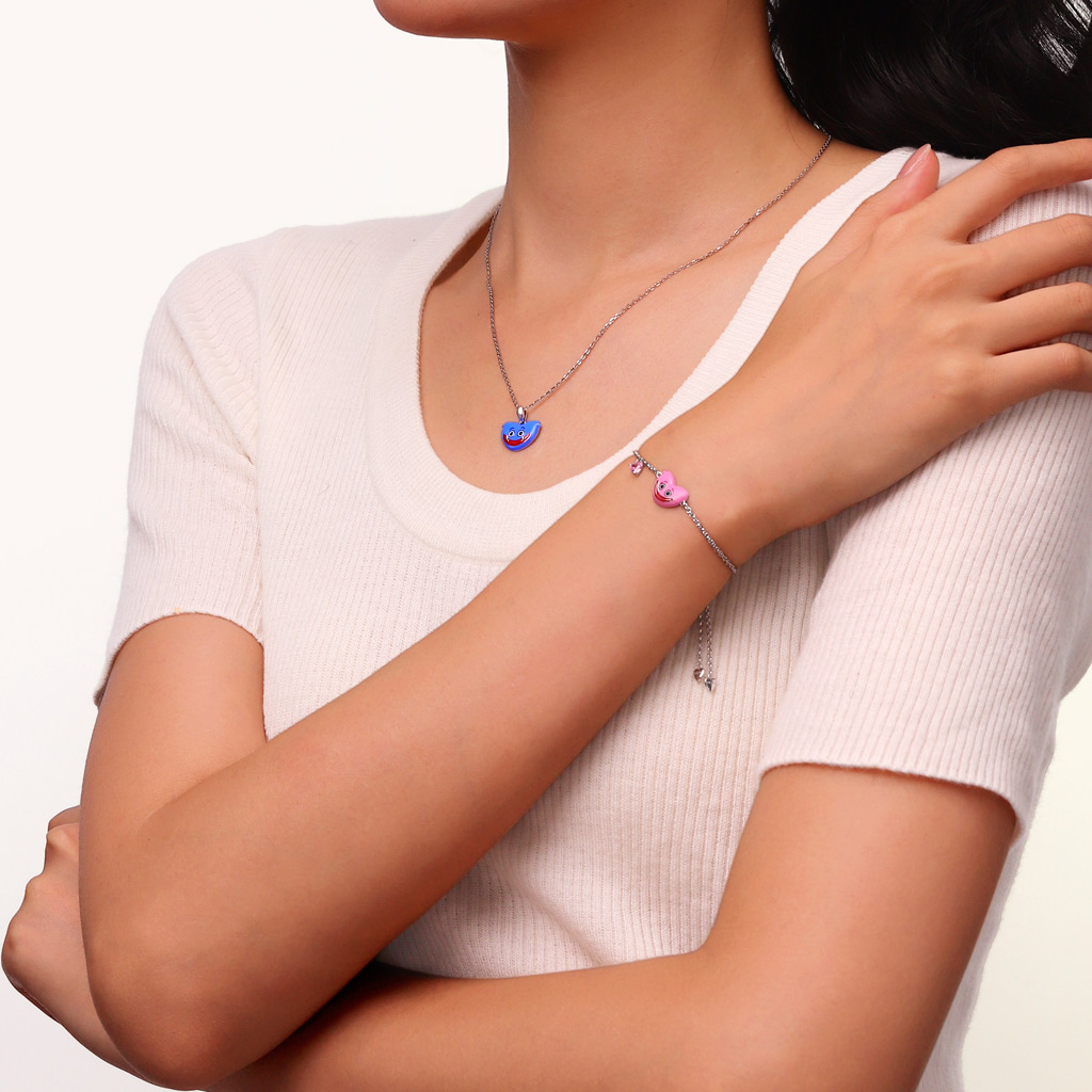 Huggy Wuggy Necklace image number 3