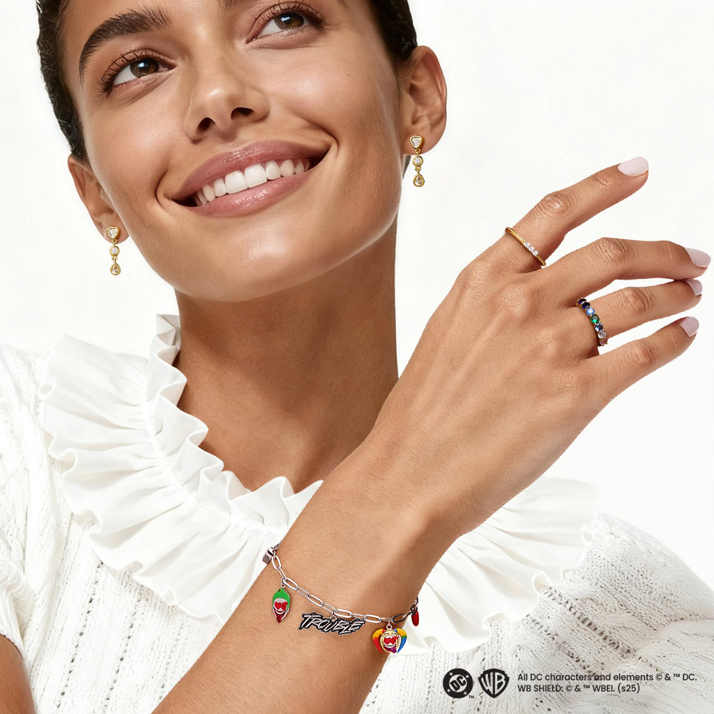 Harley Quinn & The Joker Bracelet image number 2