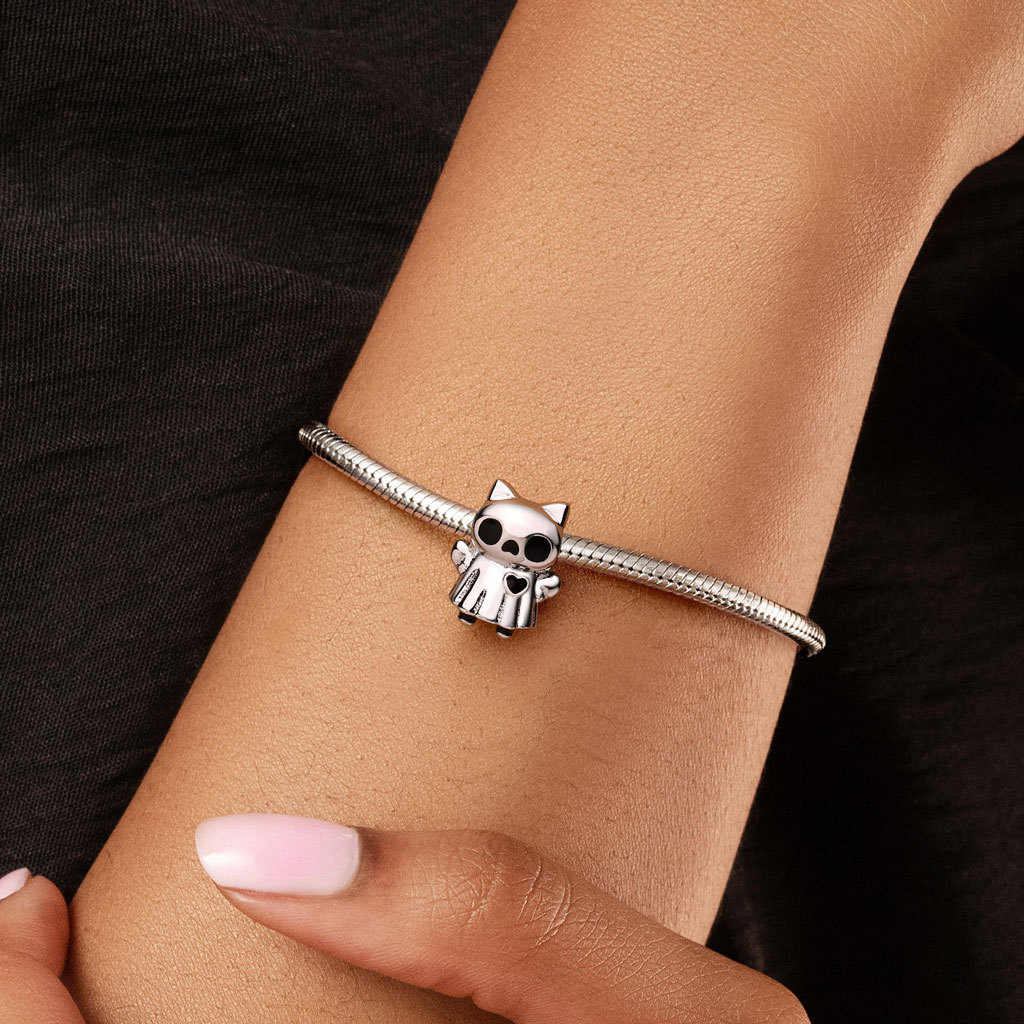 Ghost Cat Charm image number 1