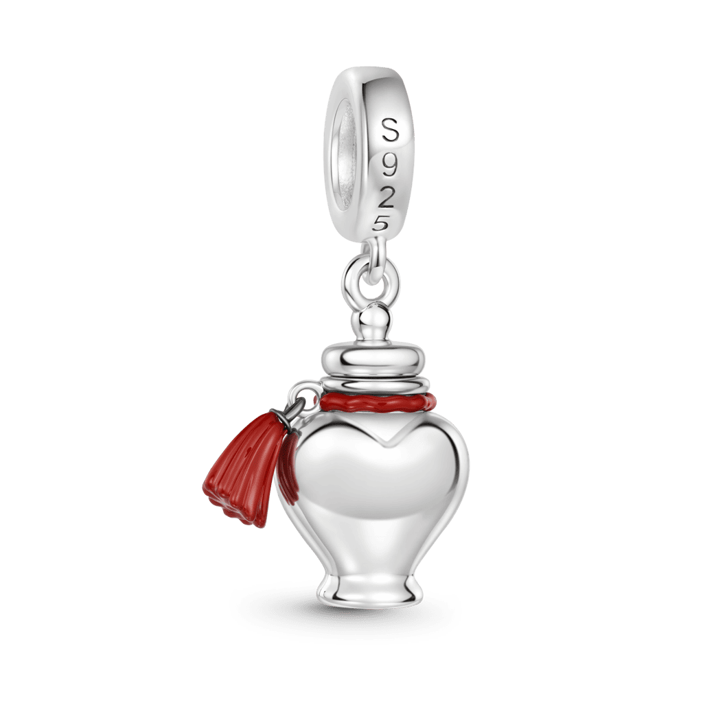 Powerful Love Potion Pendant image number 4
