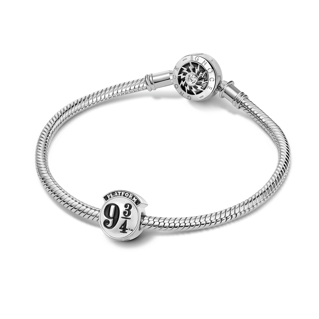 Platform 9 ¾ Charm image number 2