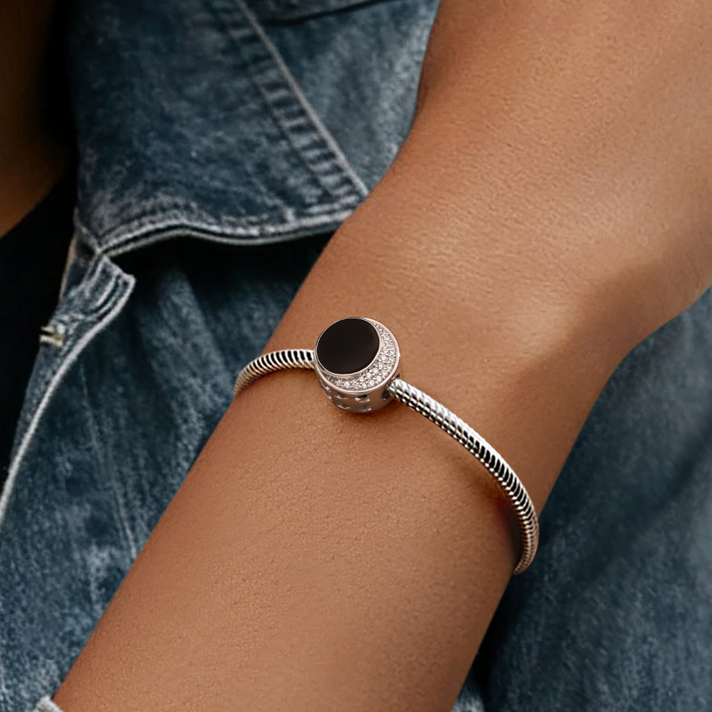 Heating Color-changing Charm image number 1