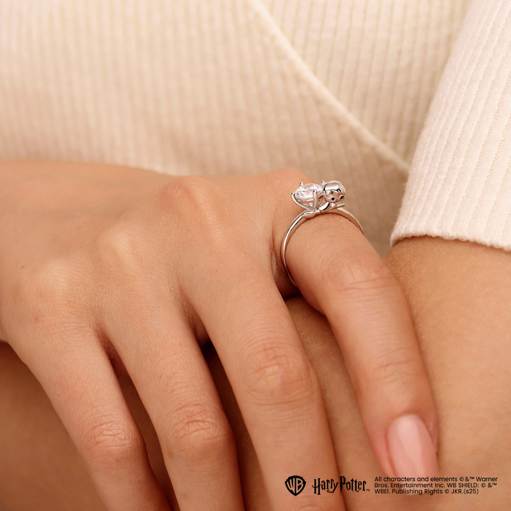 Harry Potter Embraces Ring image number 1