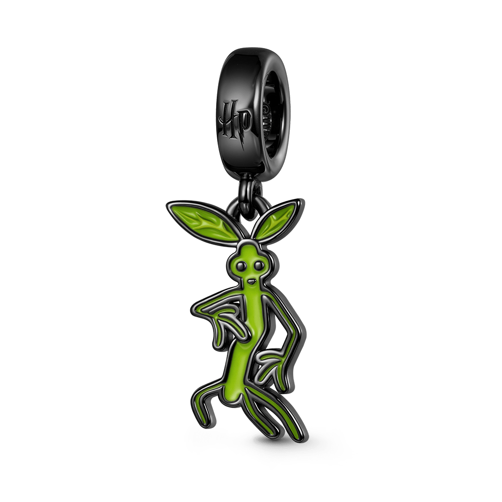 Bowtruckle Pendant image number 0