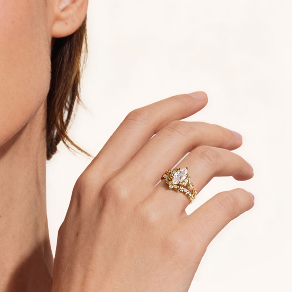 Vine Leaf Marquise-Cut Ring image number 1