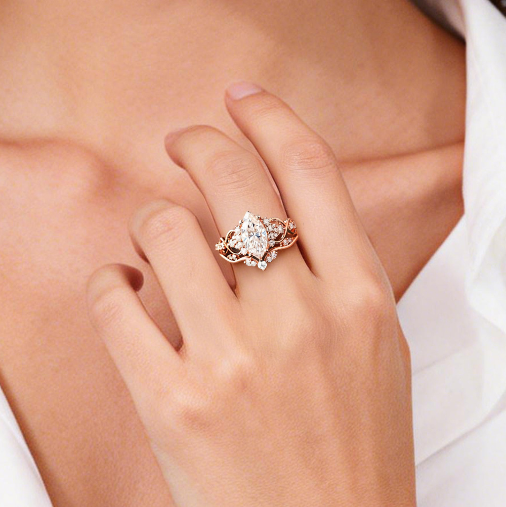 Filigree Marquise-Cut Ring image number 1