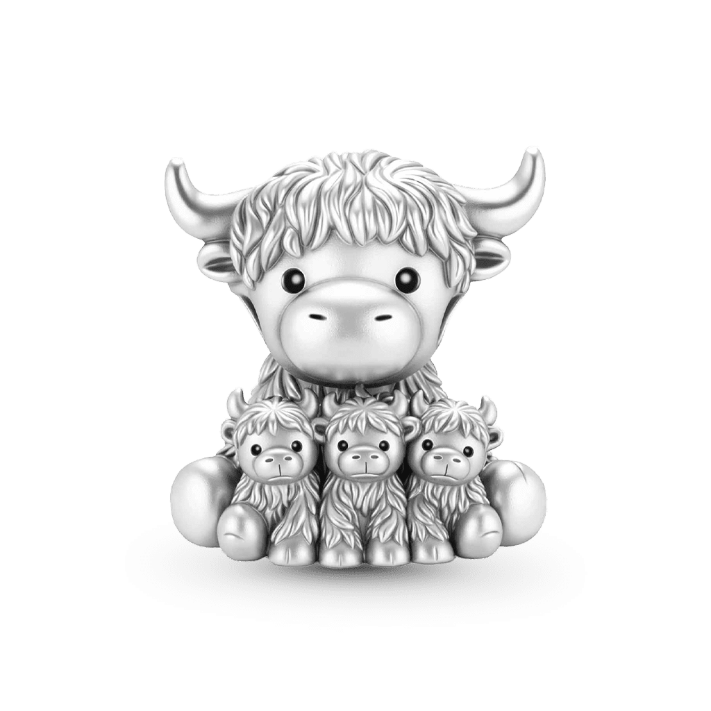 Highland Cow with Three Babies Charm image number 0