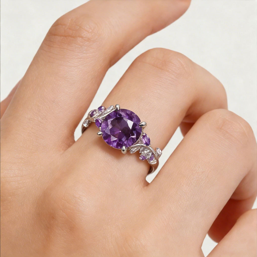Round-cut Amethyst Promise Ring image number 1