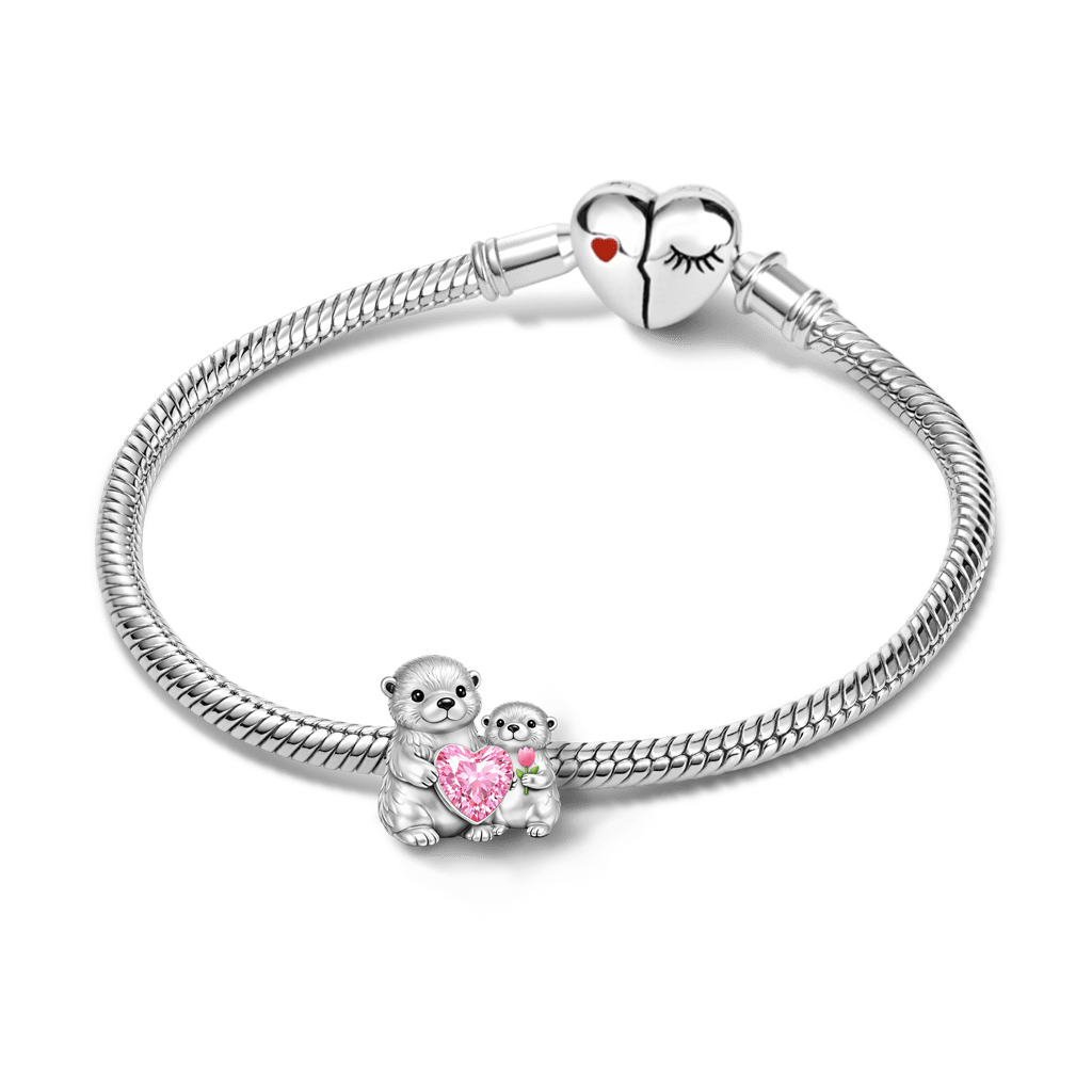 Otter Mom & Baby Charm image number 2