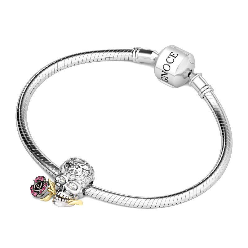Skull Love Rose image number 2