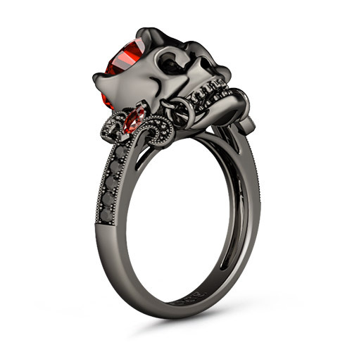 Skull Ring with Garnet Stone image number 3