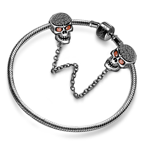 Black Skull Safety Chain image number 2