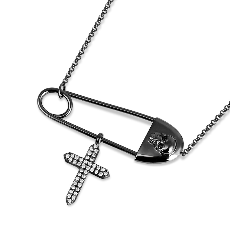 Skull Paperclip Bracelet image number 1