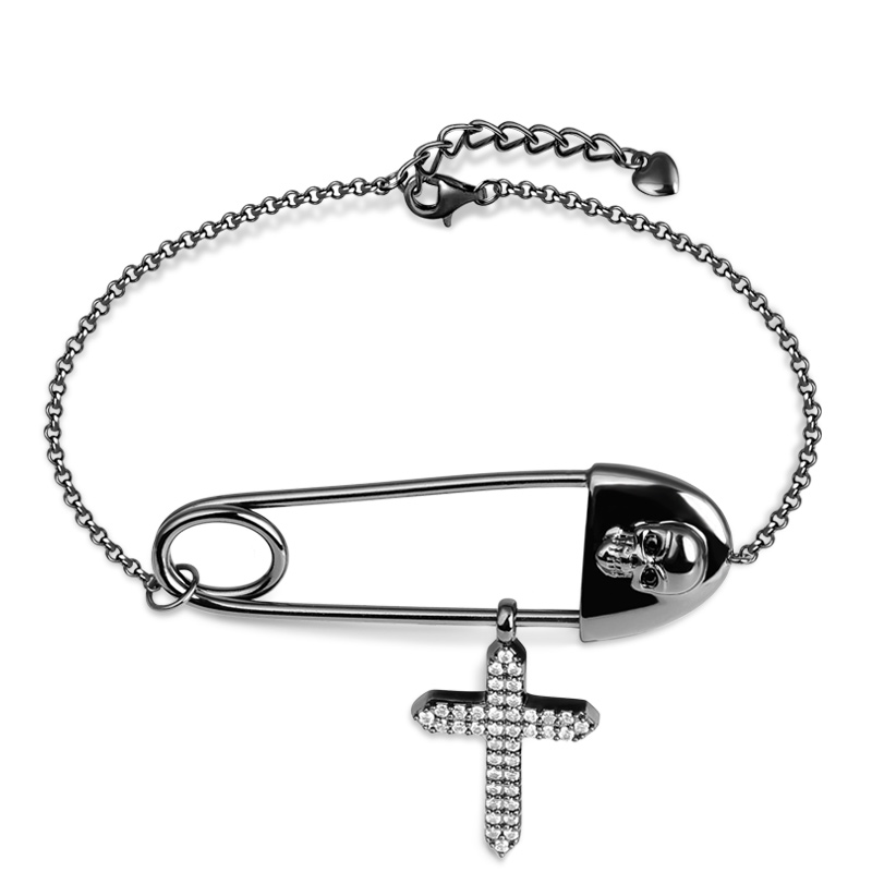 Skull Paperclip Bracelet image number 0