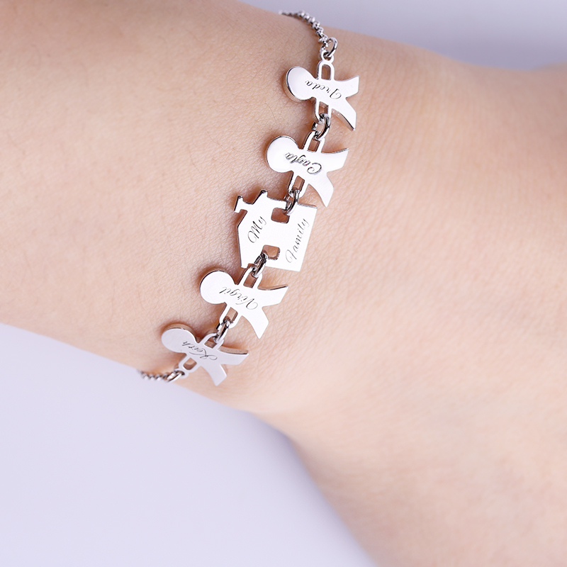 Personalized Heart Bracelet image number 5