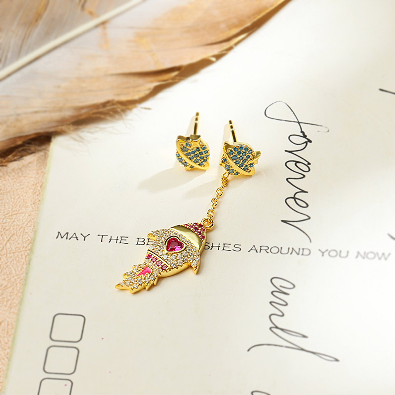 Asymmetric Rocket Earrings image number 1