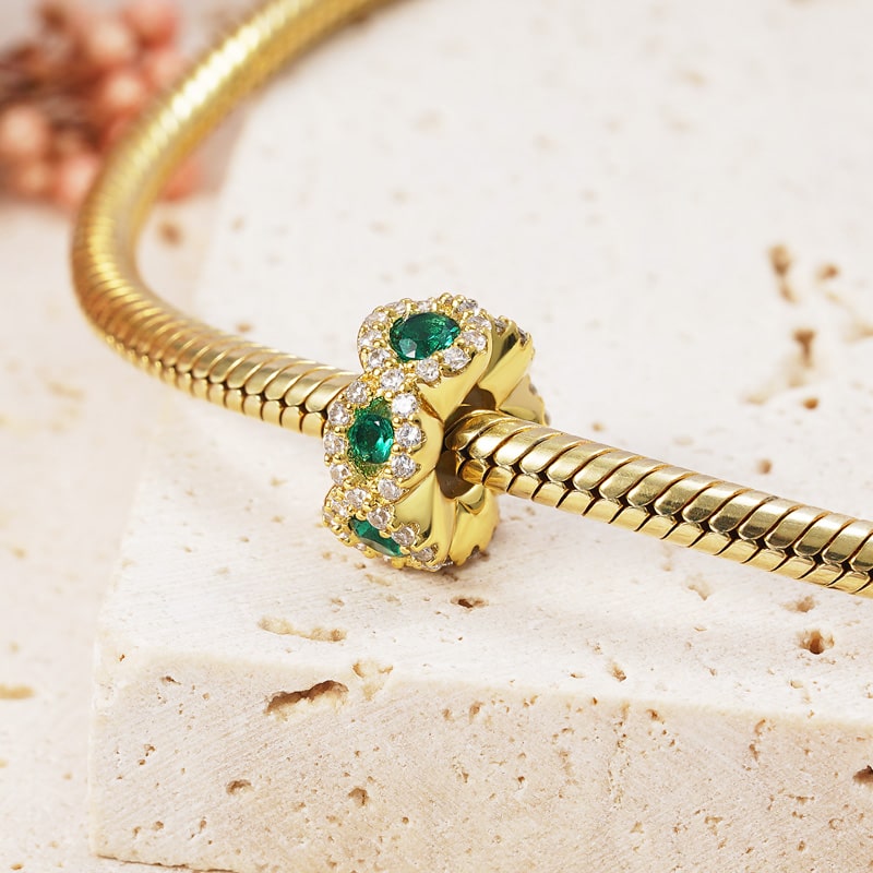 Oval Cut Emerald Stopper image number 1