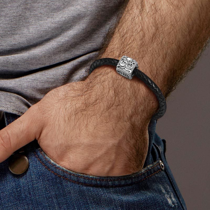 Crusu Charm Bracelet image number 6