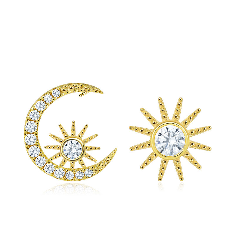 Star Moon Stud Earrings image number 0