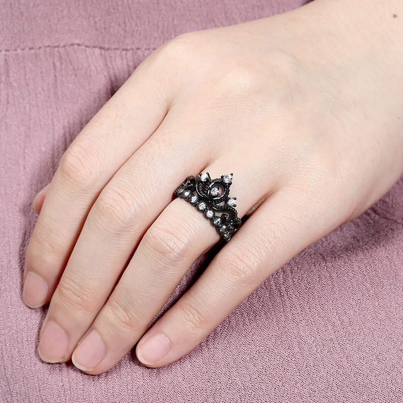 Black Tiara Crown Ring image number 2