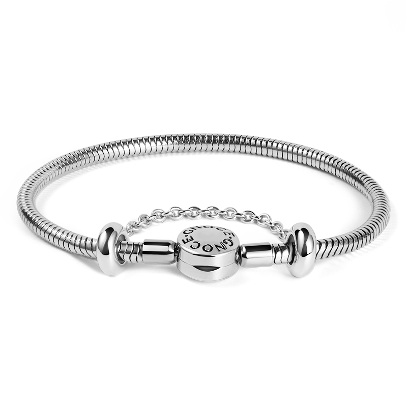 セーフティチェーン付きメタルブレスレット image number 0