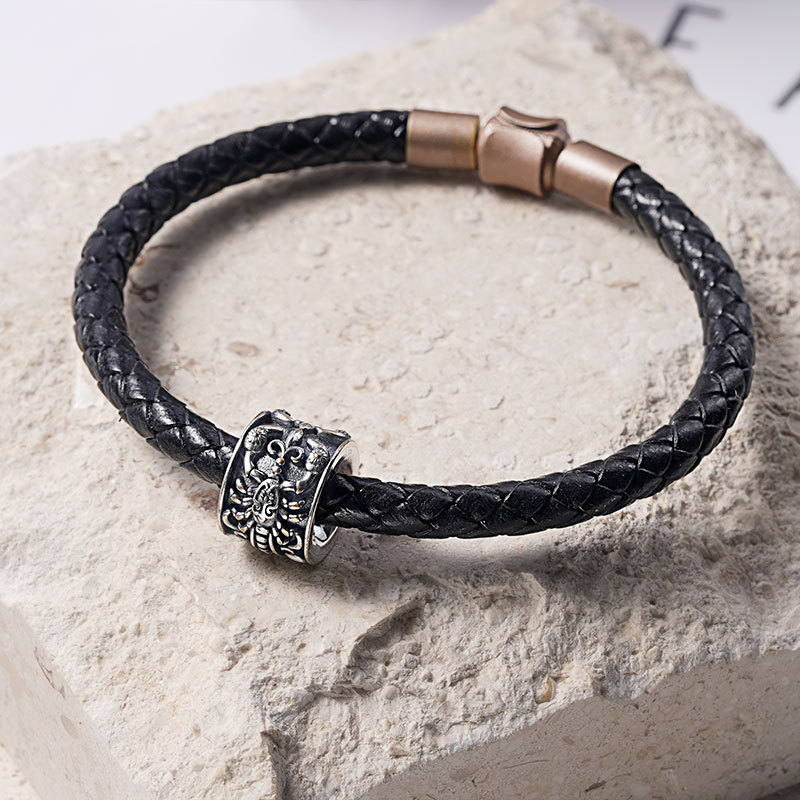 スコーピオンメンズチャーム image number 2