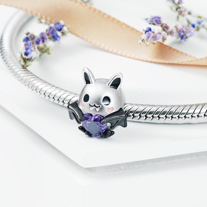 かわいいバットチャーム image number 1