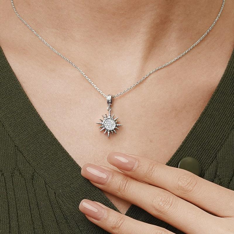 太陽のペンダント image number 6