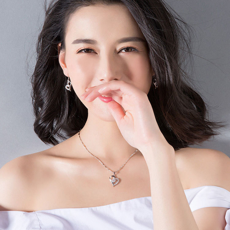 オープンハートネックレスアクセサリー image number 3