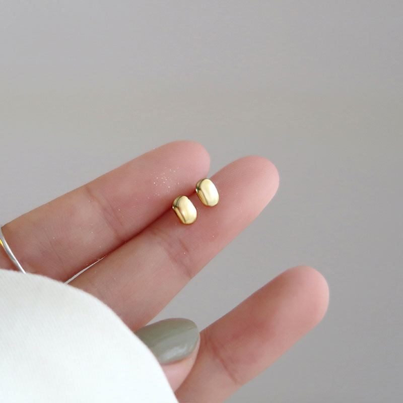 ゴールド メタル ピアス image number 1